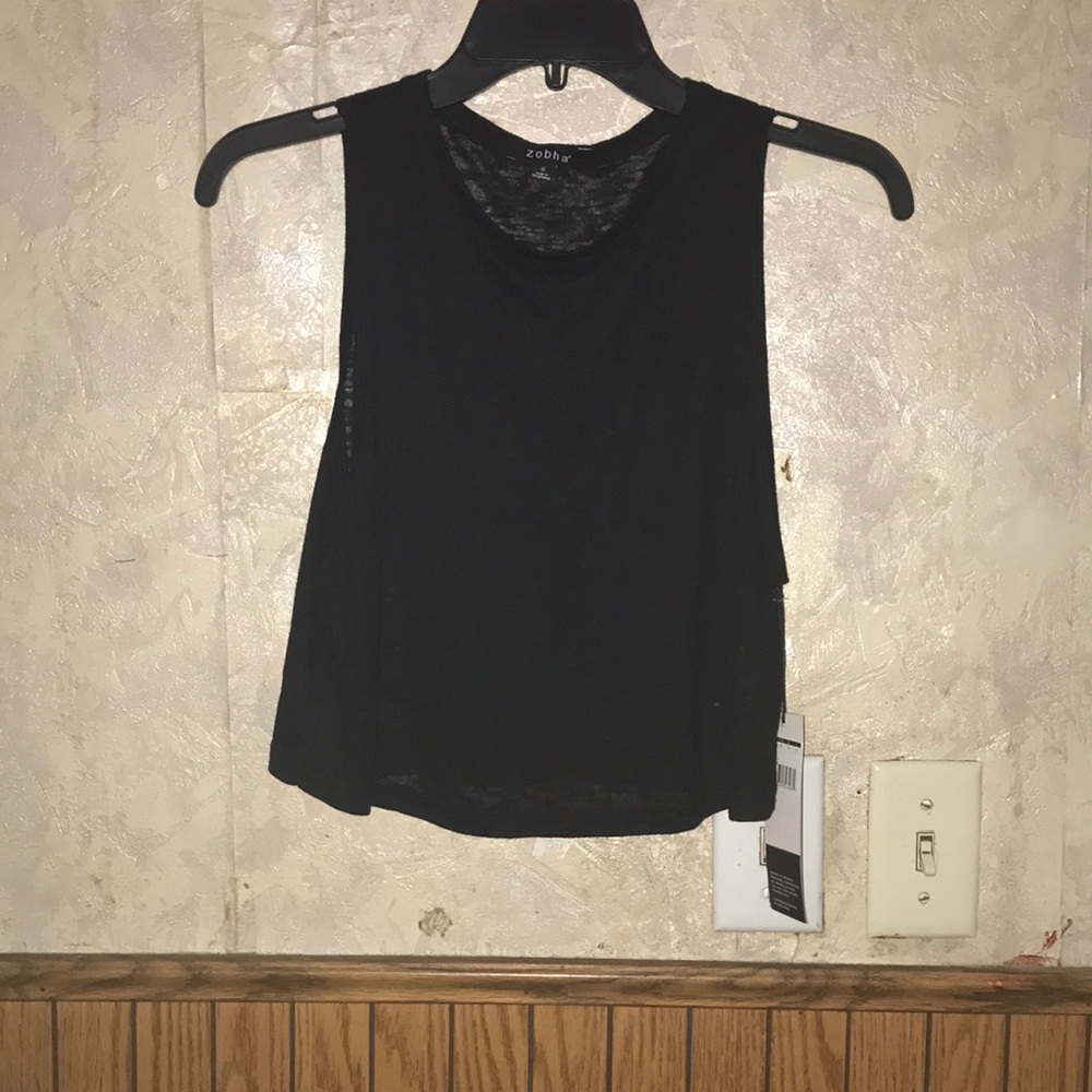 Sleeveless black zobha crop top (s)
